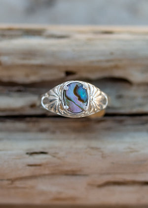 Willow ring with sterling silver setting and vintage abalone face